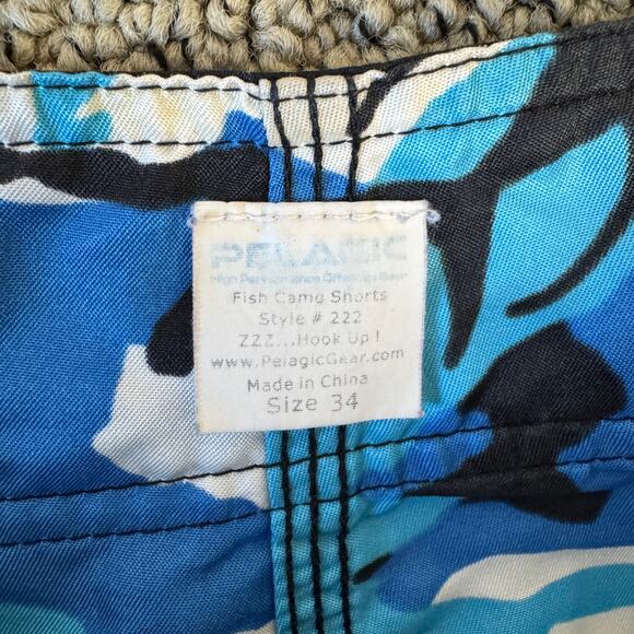 Pelagic Fish Camo Board Swim Shorts US Men's 34 - Picture 4 of 6